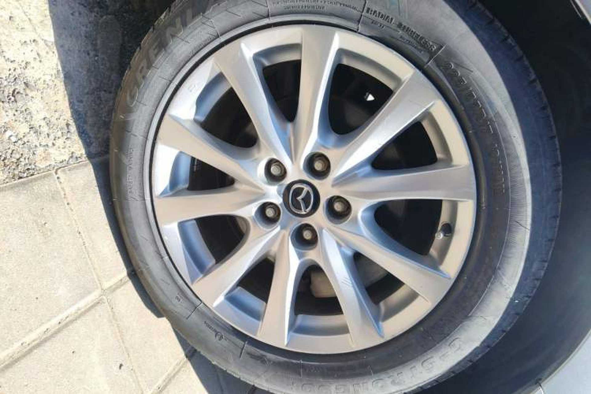 Used Mazda Atenza 2015 2.0L Blue Sky Luxury Edition Right Front Wheel Hub