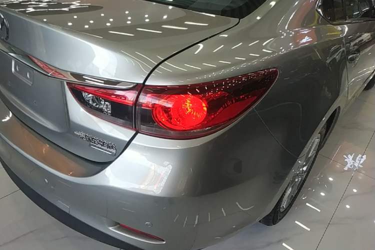 Used Mazda Atenza 2015 2.0L Blue Sky Luxury Edition Right Rear Taillight