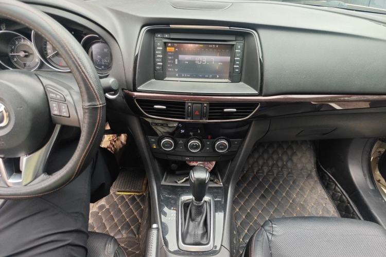 Used Mazda Atenza 2015 2.0L Blue Sky Luxury Edition Audio And AC Panel