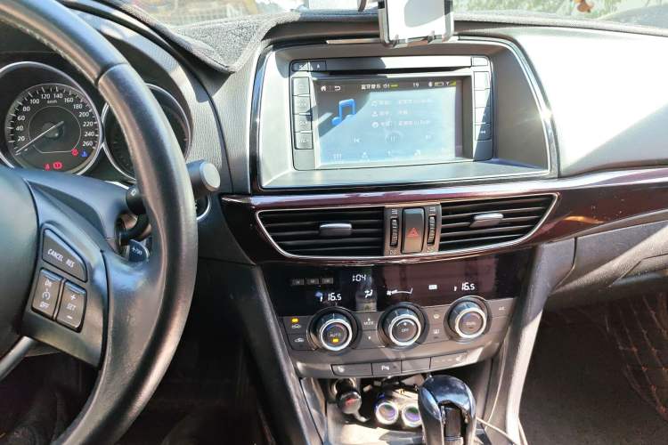 Used Mazda Atenza 2015 2.5L Blue Sky Prestige Edition Audio And AC Panel
