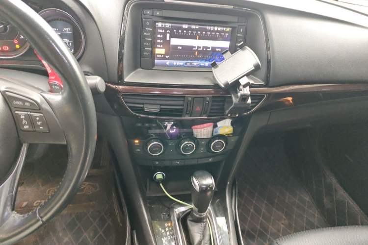 Used Mazda Atenza 2015 2.5L Blue Sky Prestige Edition Audio And AC Panel