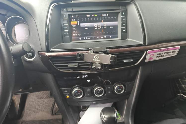 Used Mazda Atenza 2015 2.0L Blue Sky Luxury Edition Audio And AC Panel