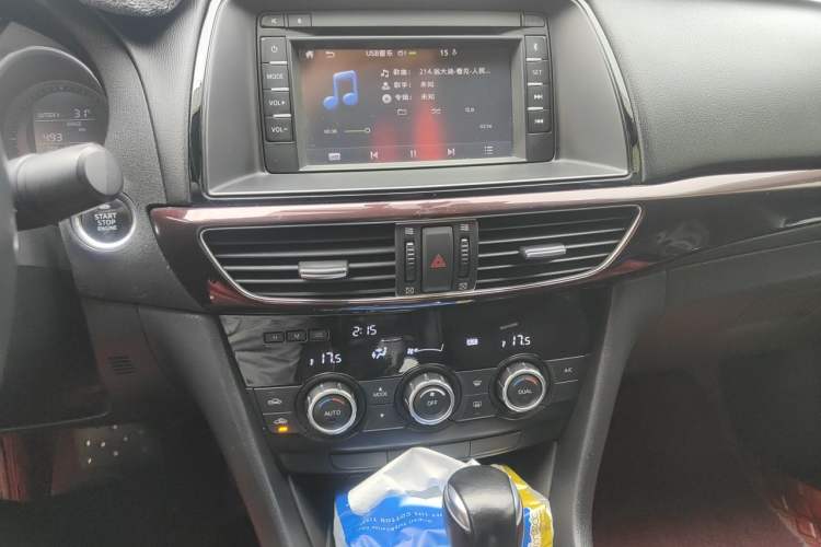Used Mazda Atenza 2015 2.0L Blue Sky Luxury Edition Audio And AC Panel
