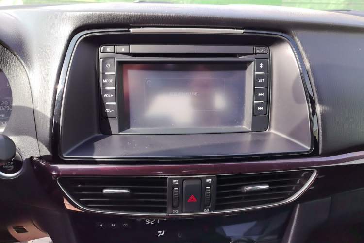 Used Mazda Atenza 2015 2.5L Blue Sky Sport Edition Audio And AC Panel