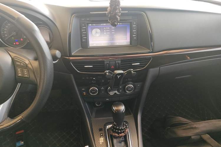 Used Mazda Atenza 2015 2.0L Blue Sky Luxury Edition Audio And AC Panel