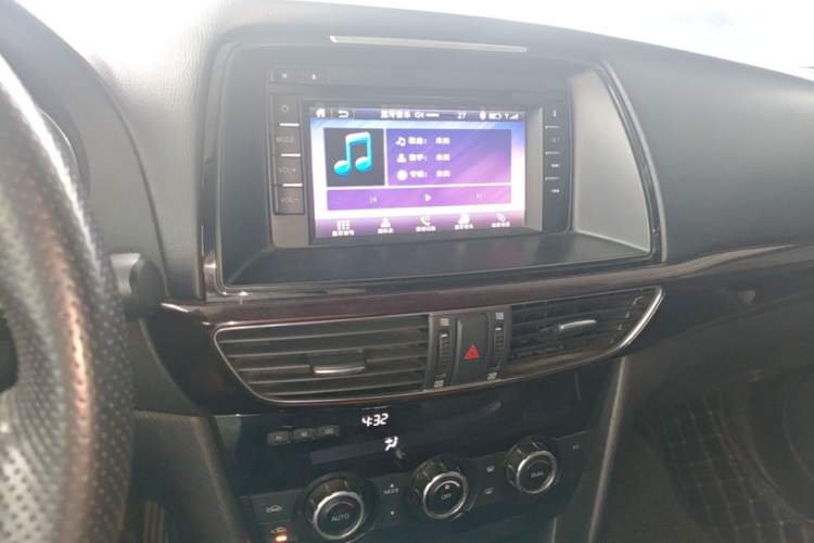 Used Mazda Atenza 2015 2.0L Blue Sky Luxury Edition Audio And AC Panel