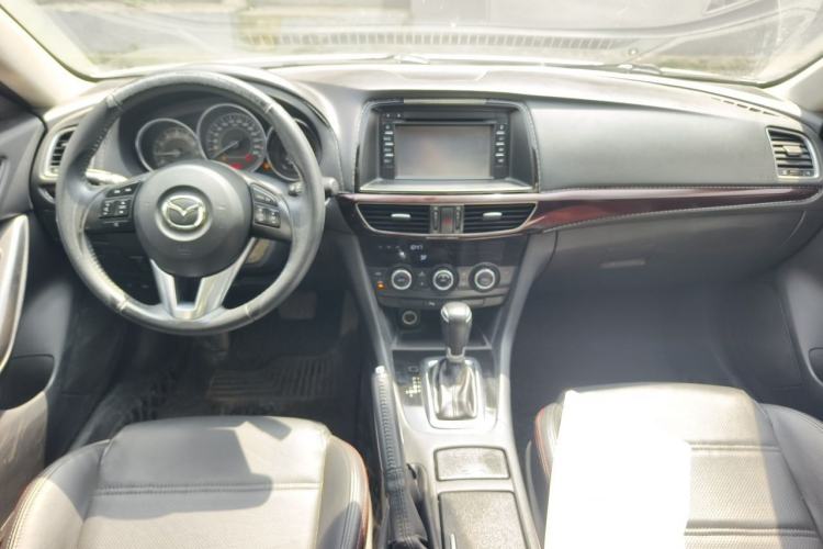 Used Mazda Atenza 2015 2.0L Blue Sky Luxury Edition Center Console