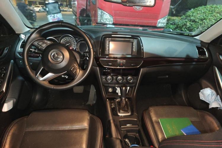 Used Mazda Atenza 2015 2.0L Blue Sky Luxury Edition Center Console