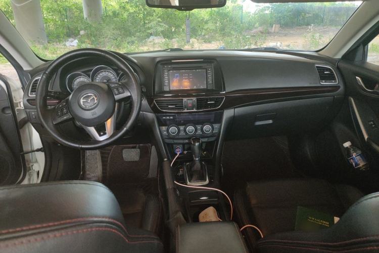 Used Mazda Atenza 2015 2.0L Blue Sky Luxury Edition Center Console