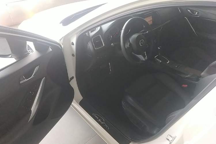 Used Mazda Atenza 2015 2.5L Blue Sky Sport Edition Driver Seat