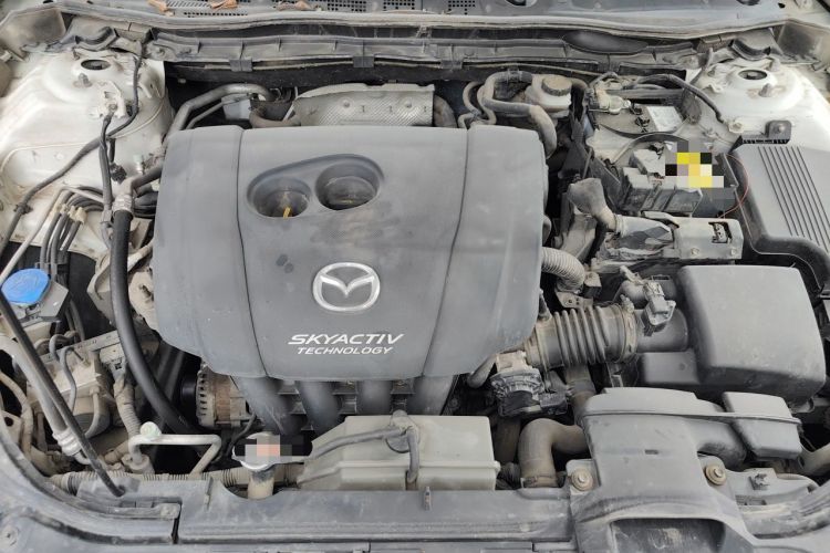 Used Mazda Atenza 2015 2.0L Blue Sky Fashion Edition Engine Bay
