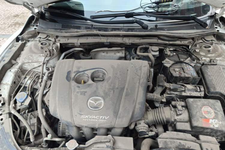 Used Mazda Atenza 2015 2.5L Blue Sky Prestige Edition Engine Bay