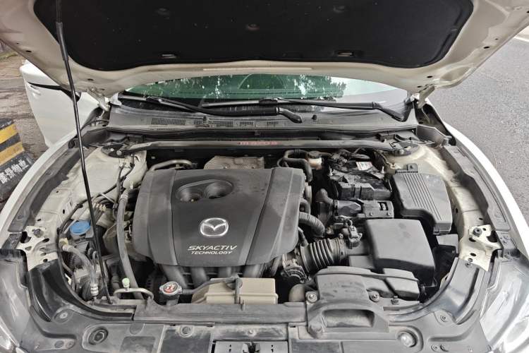 Used Mazda Atenza 2015 2.0L Blue Sky Luxury Edition Engine Bay