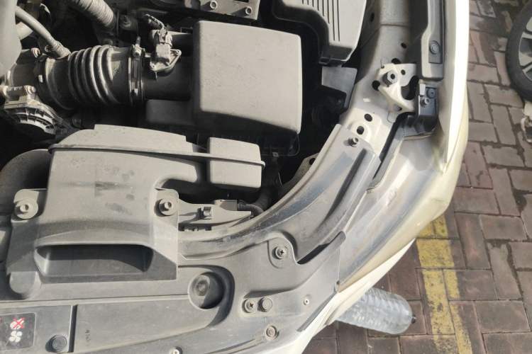 Used Mazda Atenza 2015 2.5L Blue Sky Prestige Edition Engine Bay Left
