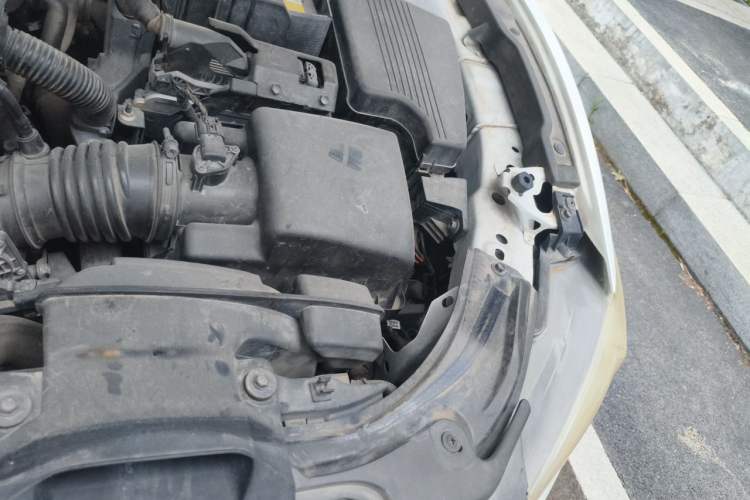 Used Mazda Atenza 2015 2.5L Blue Sky Sport Edition Engine Bay Left