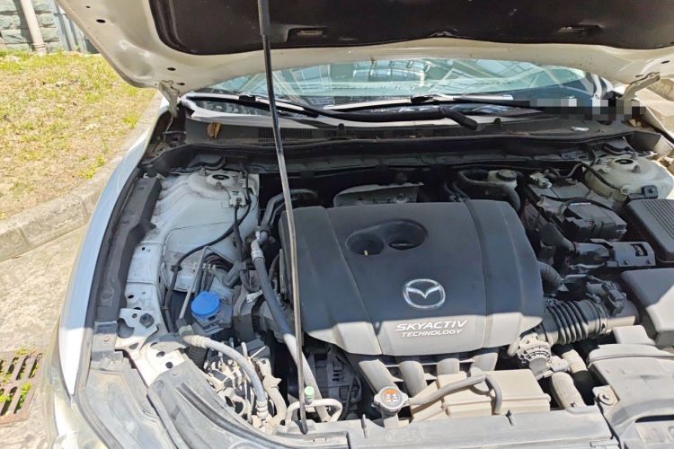 Used Mazda Atenza 2015 2.0L Blue Sky Luxury Edition Engine Bay Right