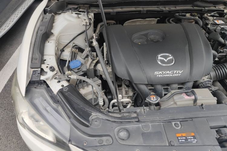 Used Mazda Atenza 2015 2.0L Blue Sky Luxury Edition Engine Bay Right
