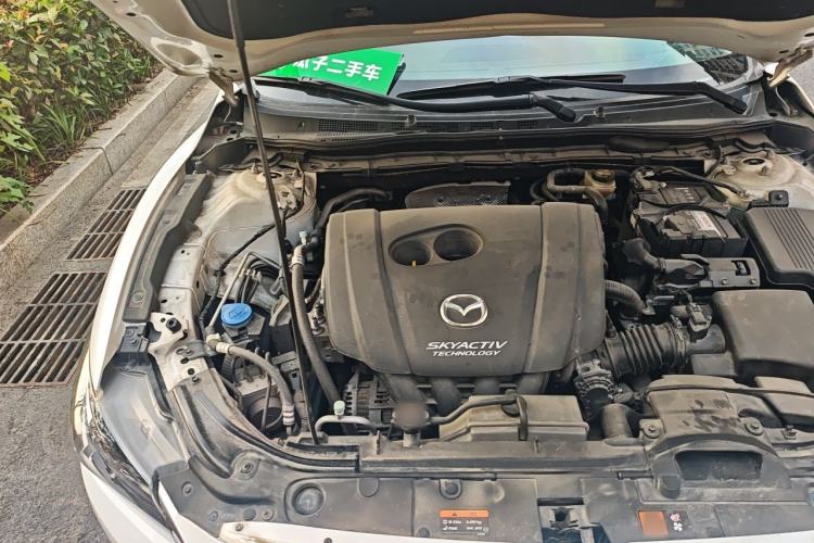 Used Mazda Atenza 2015 2.0L Blue Sky Luxury Edition Engine Bay Right