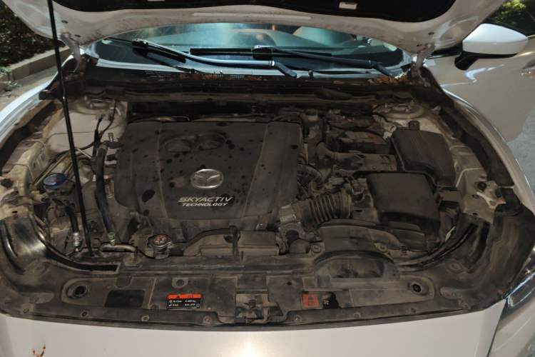 Used Mazda Atenza 2015 2.0L Blue Sky Luxury Edition Engine Bay