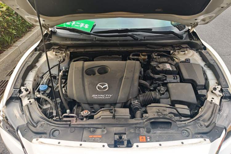 Used Mazda Atenza 2015 2.0L Blue Sky Luxury Edition Engine Bay
