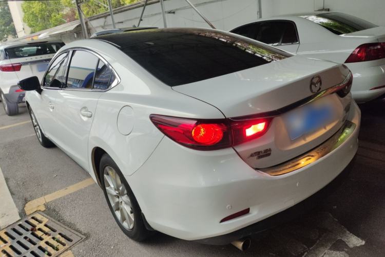 Used Mazda Atenza 2015 2.0L Blue Sky Luxury Edition Exterior 2