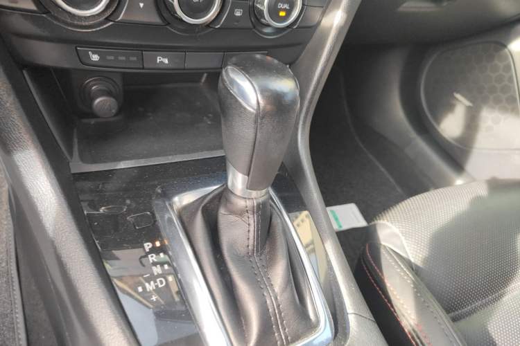Used Mazda Atenza 2015 2.5L Blue Sky Prestige Edition Gear Lever