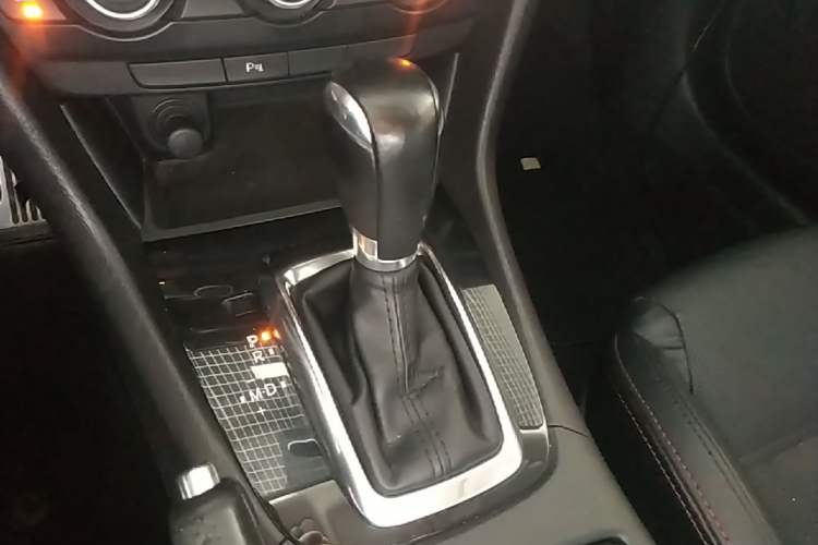 Used Mazda Atenza 2015 2.5L Blue Sky Sport Edition Gear Lever
