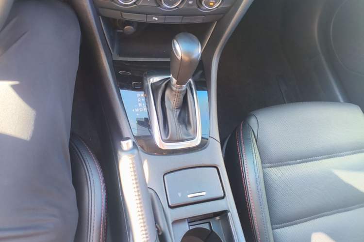 Used Mazda Atenza 2015 2.0L Blue Sky Luxury Edition Gear Lever