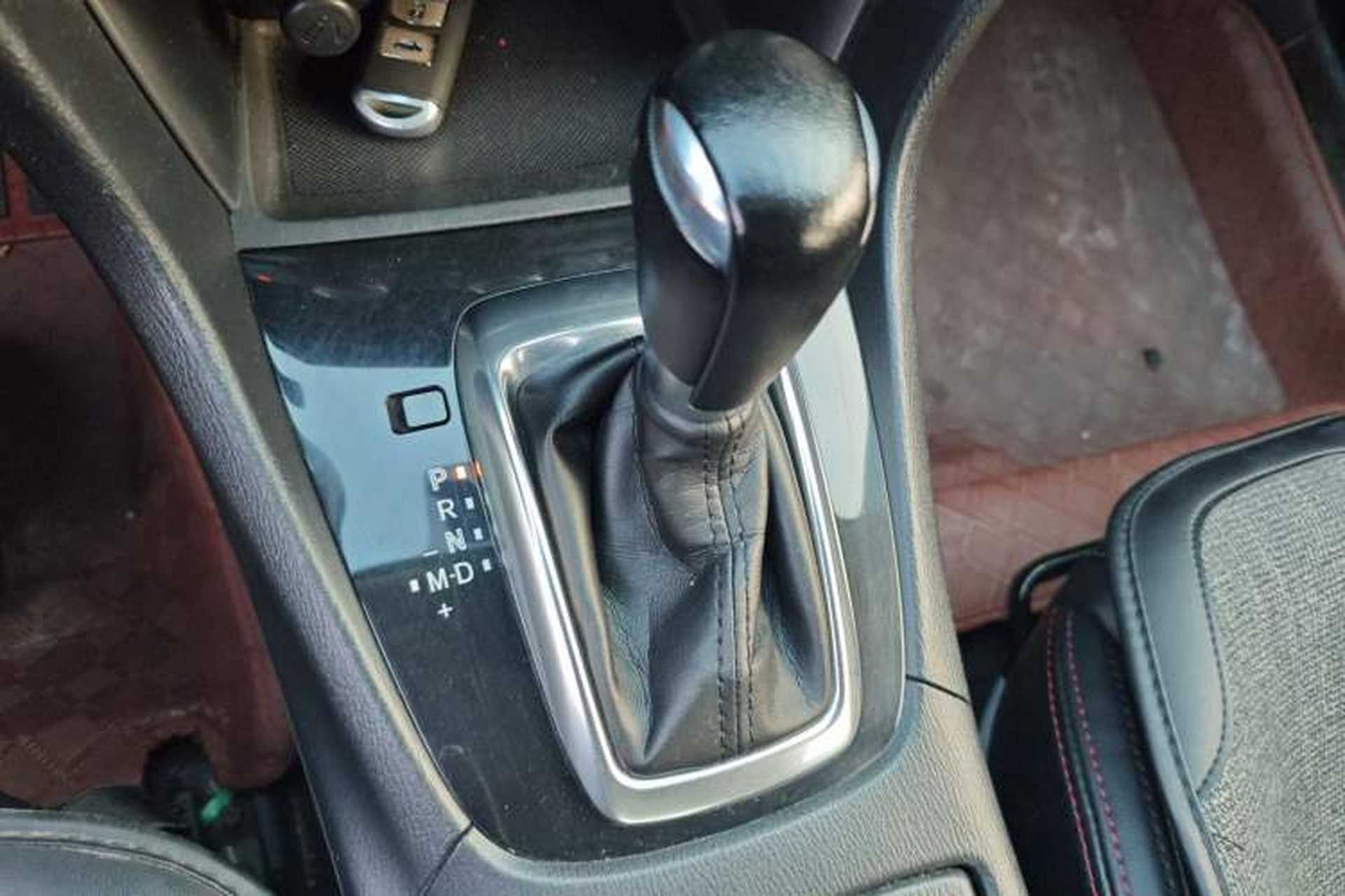 Used Mazda Atenza 2015 2.5L Blue Sky Sport Edition Gear Lever