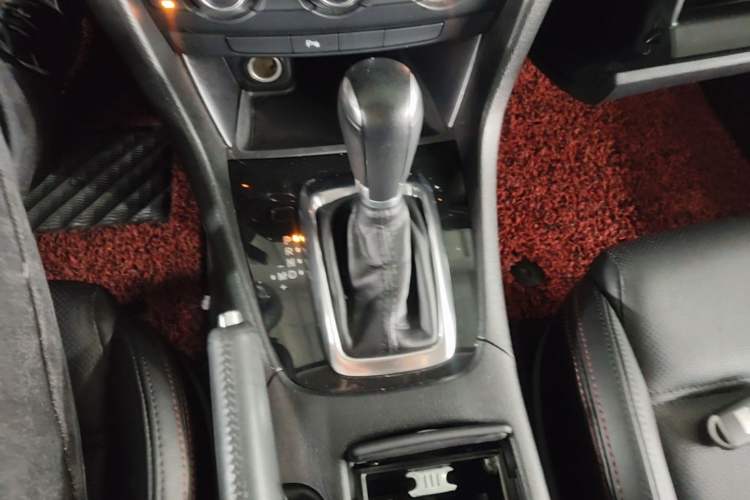 Used Mazda Atenza 2015 2.5L Blue Sky Sport Edition Gear Lever