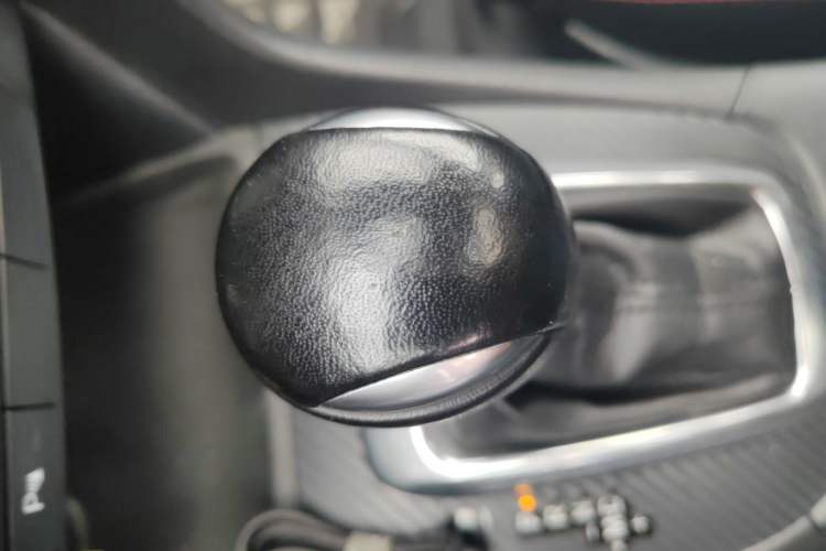 Used Mazda Atenza 2015 2.5L Blue Sky Sport Edition Gear Lever
