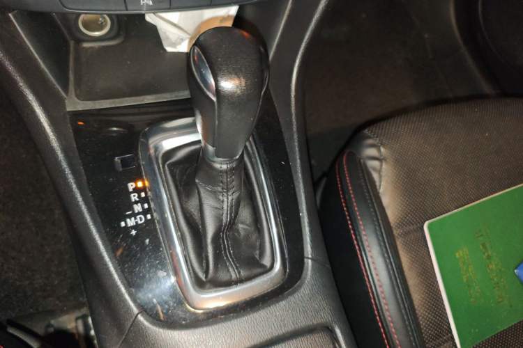 Used Mazda Atenza 2015 2.0L Blue Sky Luxury Edition Gear Lever