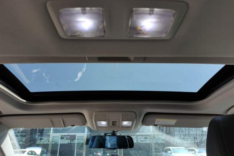 Used Mazda Atenza 2015 2.5L Blue Sky Sport Edition Headliner