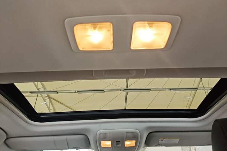 Used Mazda Atenza 2015 2.0L Blue Sky Fashion Edition Headliner
