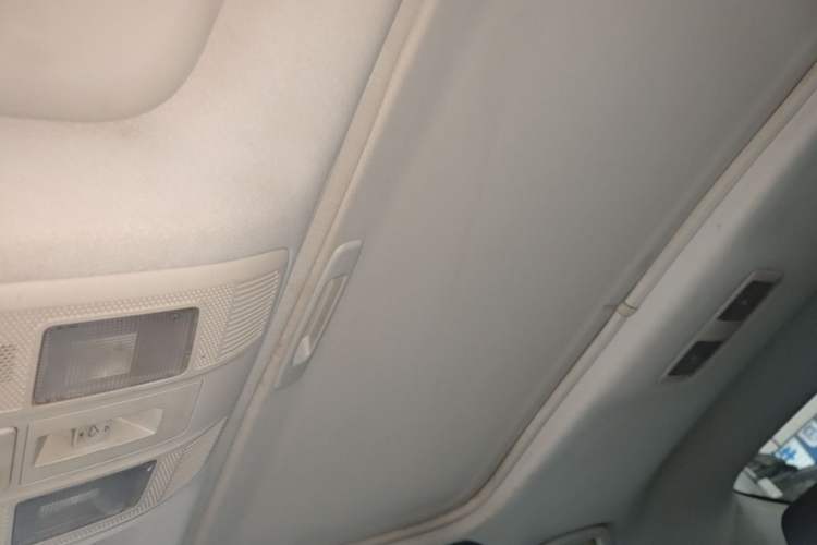Used Mazda Atenza 2015 2.0L Blue Sky Luxury Edition Headliner