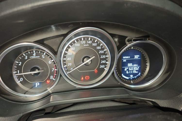 Used Mazda Atenza 2015 2.0L Blue Sky Luxury Edition Instrument Cluster