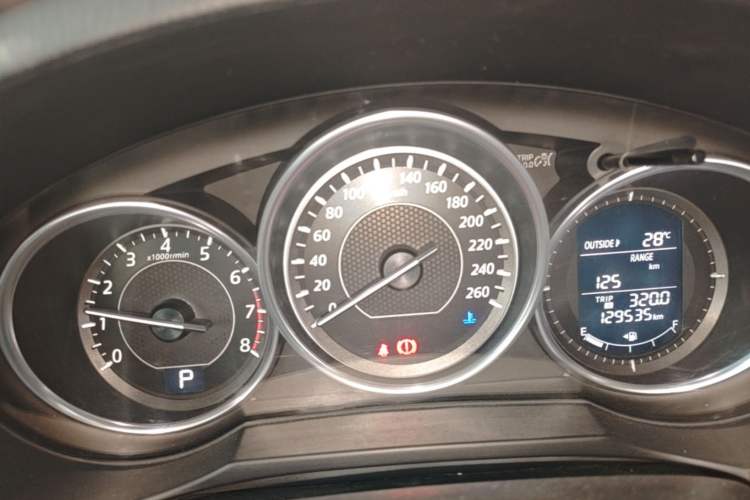 Used Mazda Atenza 2015 2.0L Blue Sky Luxury Edition Instrument Cluster