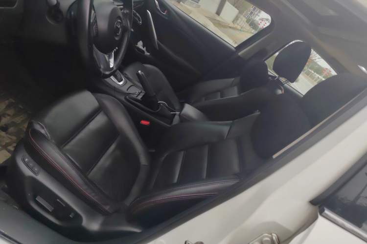 Used Mazda Atenza 2015 2.5L Blue Sky Sport Edition Left Front Seat