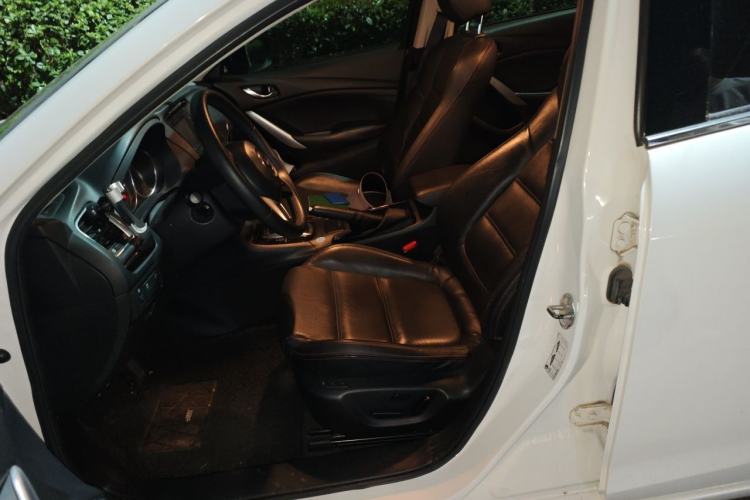 Used Mazda Atenza 2015 2.0L Blue Sky Luxury Edition Left Front Seat