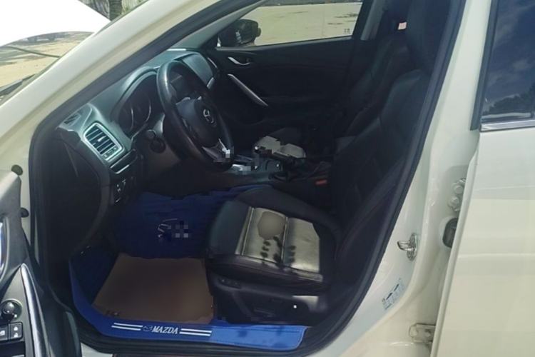 Used Mazda Atenza 2015 2.0L Blue Sky Luxury Edition Left Front Seat