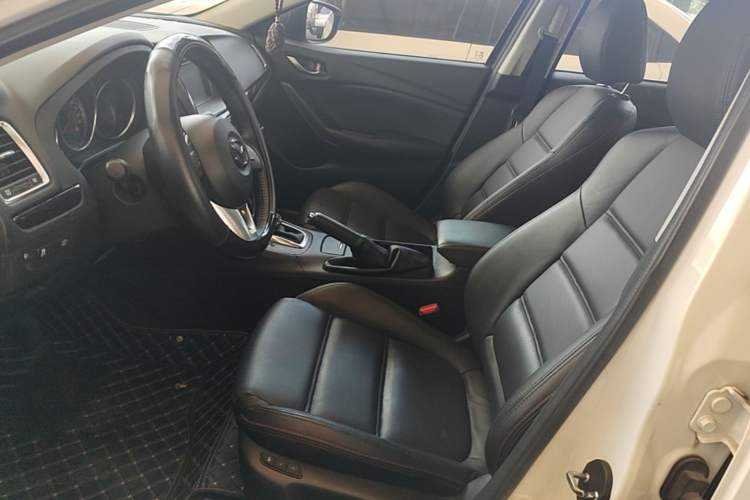 Used Mazda Atenza 2015 2.0L Blue Sky Luxury Edition Left Front Seat
