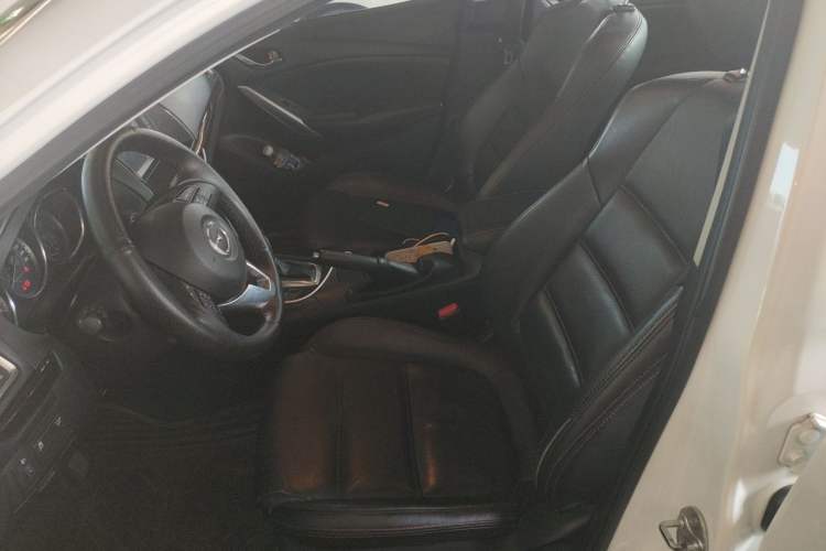 Used Mazda Atenza 2015 2.0L Blue Sky Luxury Edition Left Front Seat