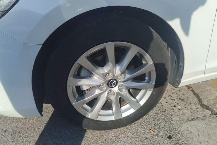 Used Mazda Atenza 2015 2.0L Blue Sky Luxury Edition Left Front Wheel Hub