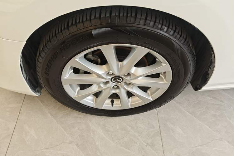Used Mazda Atenza 2015 2.0L Blue Sky Fashion Edition Left Front Wheel Hub