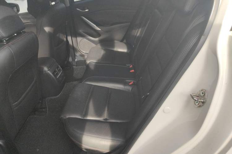 Used Mazda Atenza 2015 2.5L Blue Sky Prestige Edition Left Rear Seat