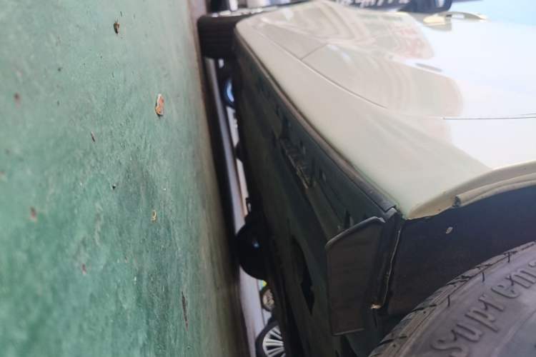 Used Mazda Atenza 2015 2.0L Blue Sky Luxury Edition Left Side Sill