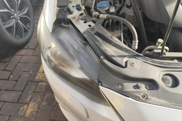 Used Mazda Atenza 2015 2.5L Blue Sky Prestige Edition Right Front Headlight