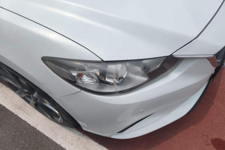 Used Mazda Atenza 2015 2.5L Blue Sky Sport Edition Right Front Headlight