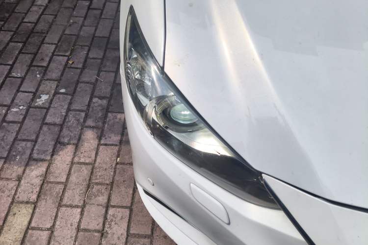 Used Mazda Atenza 2015 2.5L Blue Sky Prestige Edition Right Front Headlight