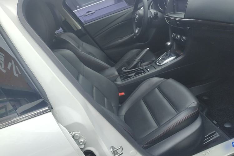 Used Mazda Atenza 2015 2.5L Blue Sky Sport Edition Right Front Seat